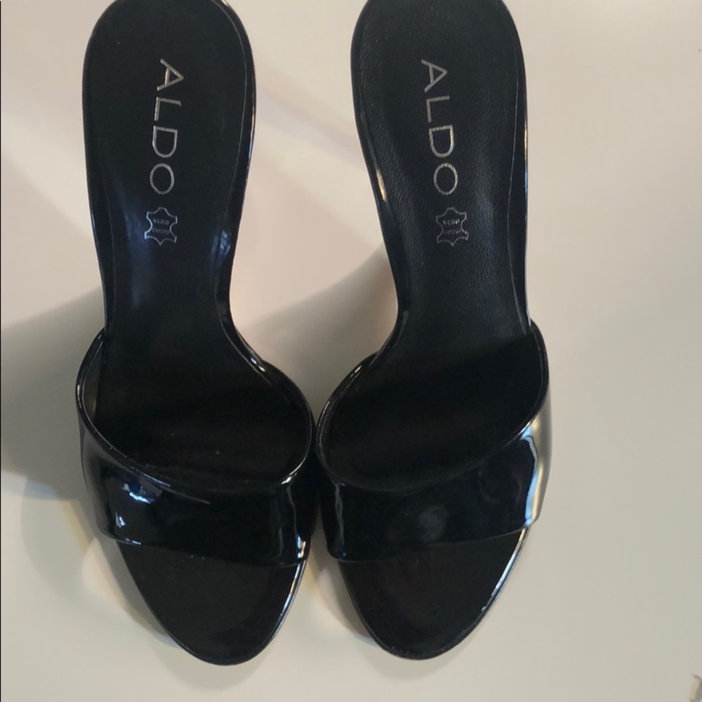 Black patent leather Aldo shoes